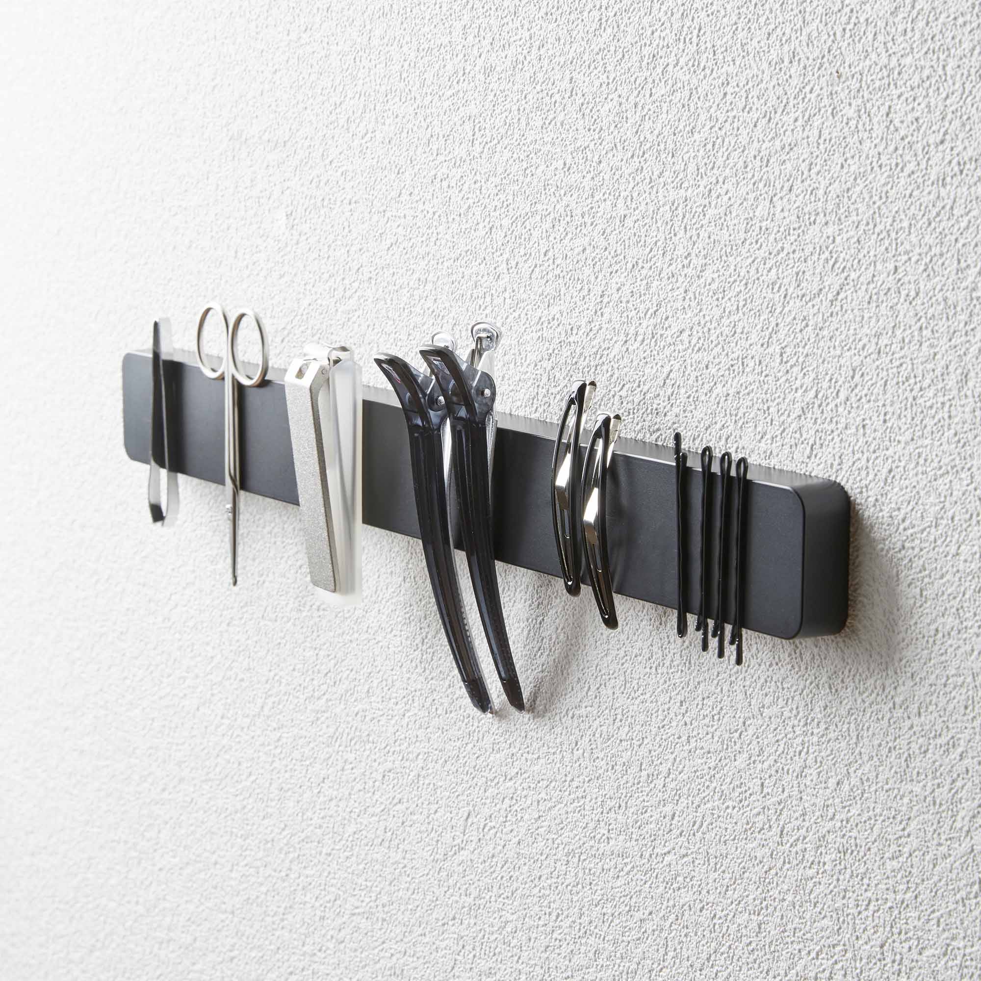 Magnetic Knife Rack by Yamazaki Home