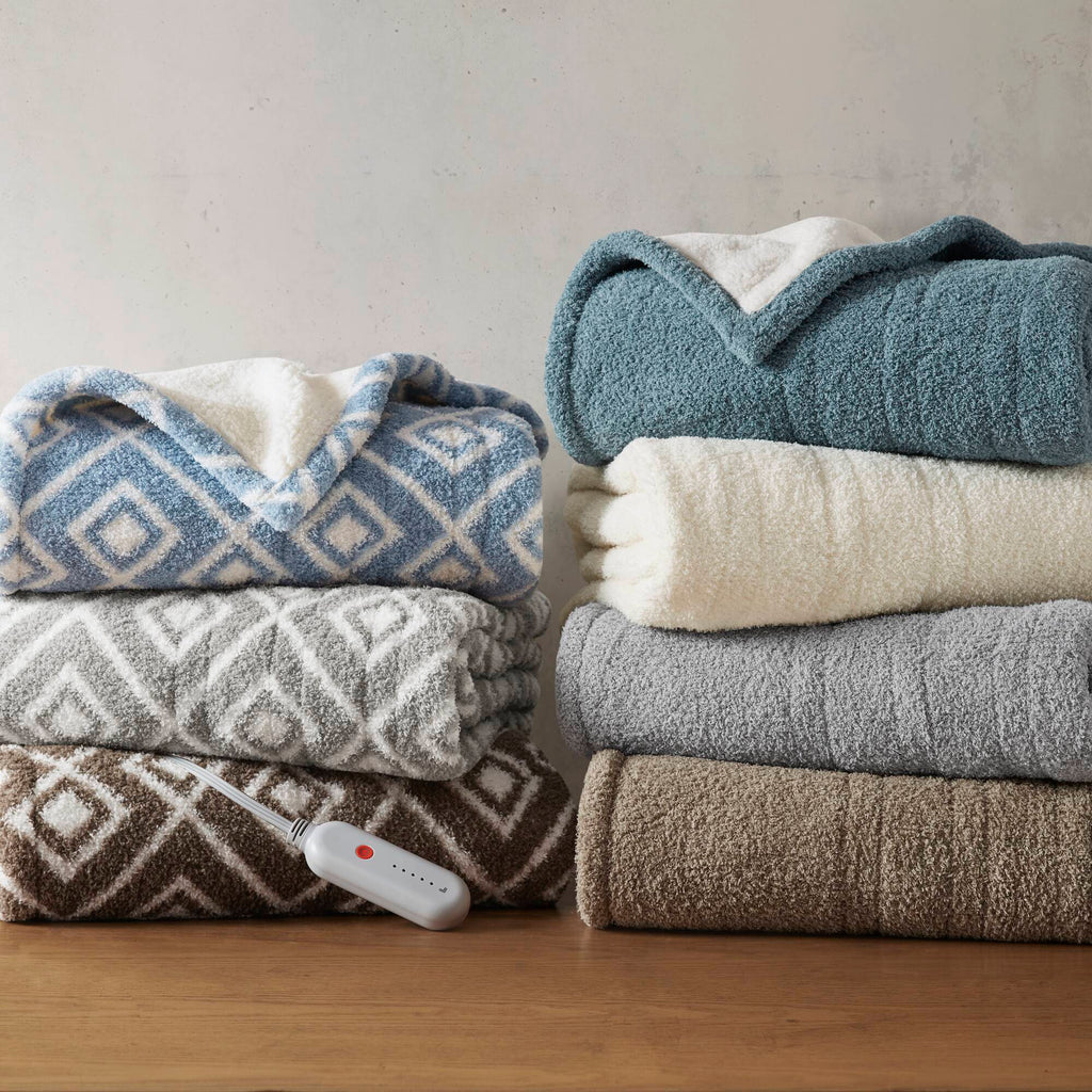 Heated Throw, Chocolate Geometric Pattern