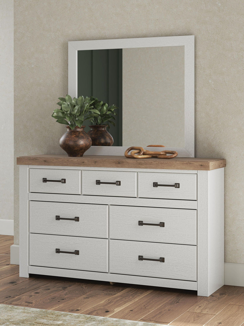 Savonport Dresser-7 drawer
