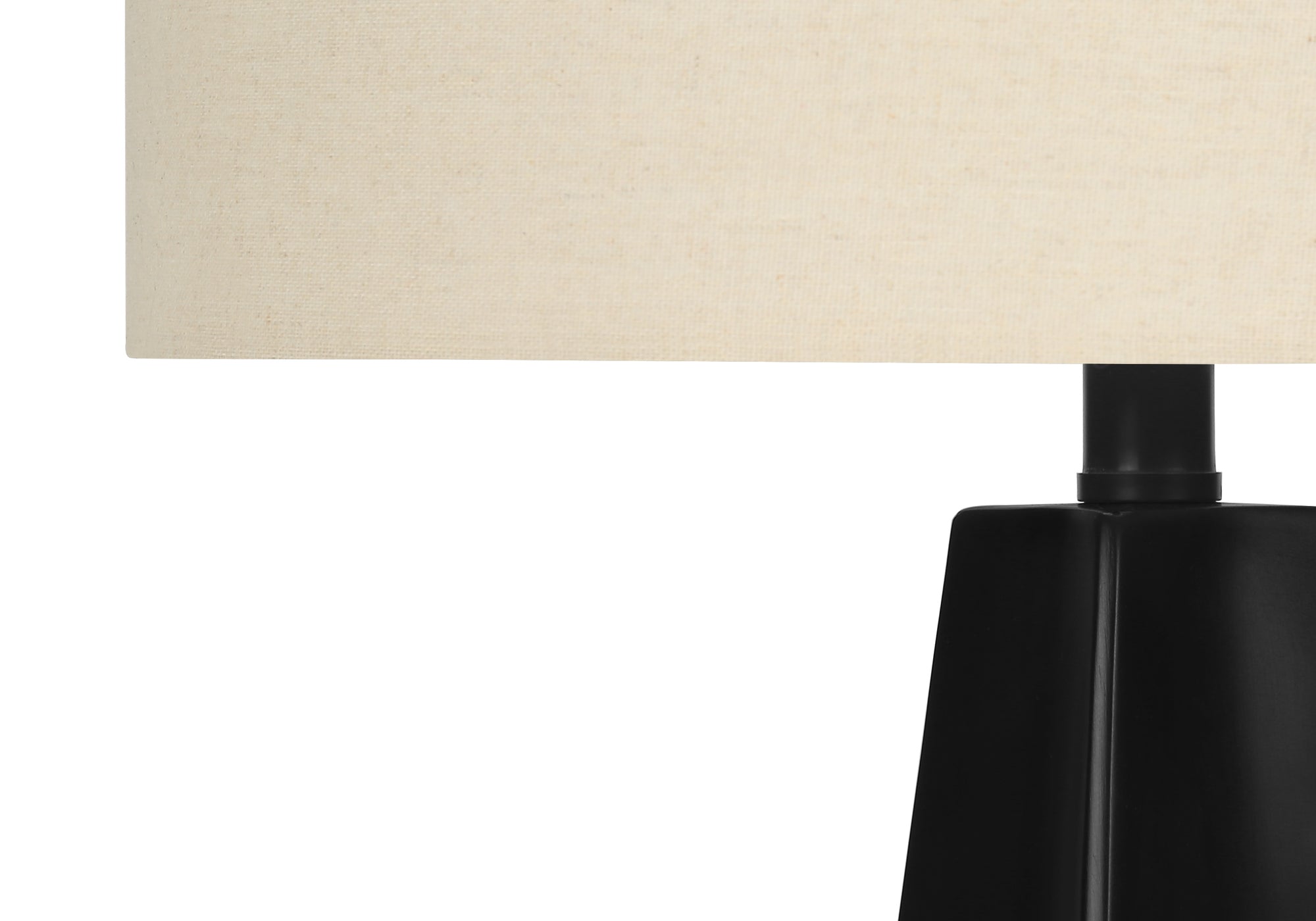 Triangle Table Lamp in Black Resin