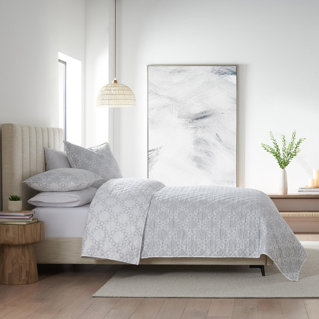 Clean Design Home® Palais Quilt Set