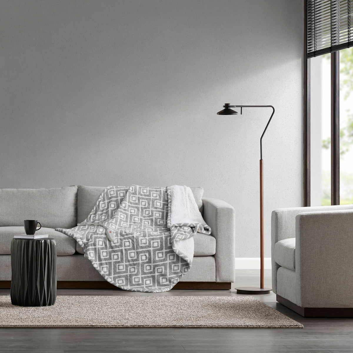 Heated Throw, Grey Geometric