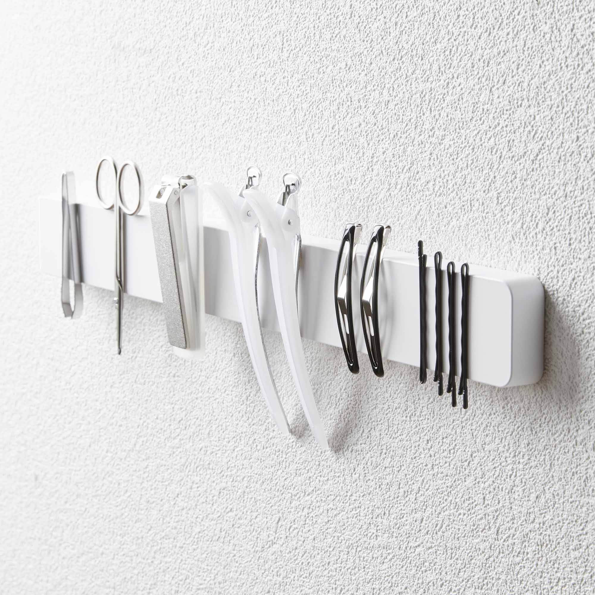 Magnetic Knife Rack by Yamazaki Home