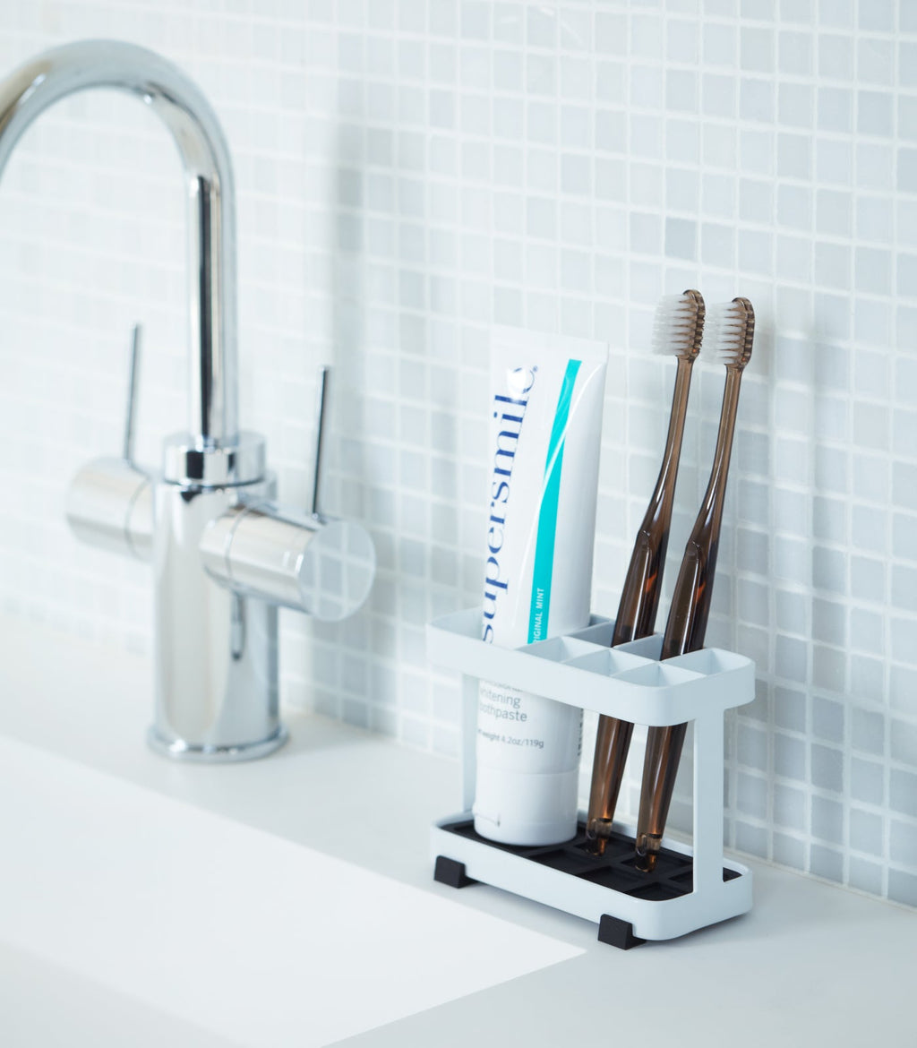 Smart Dental Care Stand by Yamazaki Home