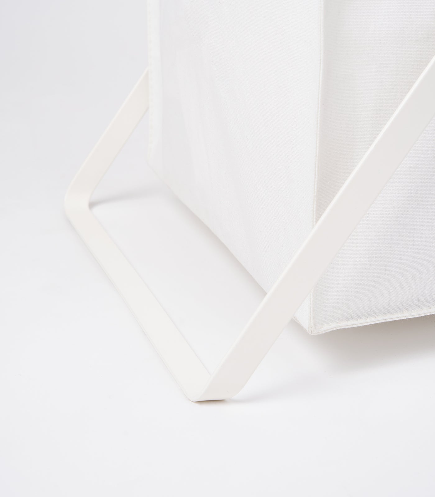 Laundry Hamper with Cotton Carry Bag in Steel Frame