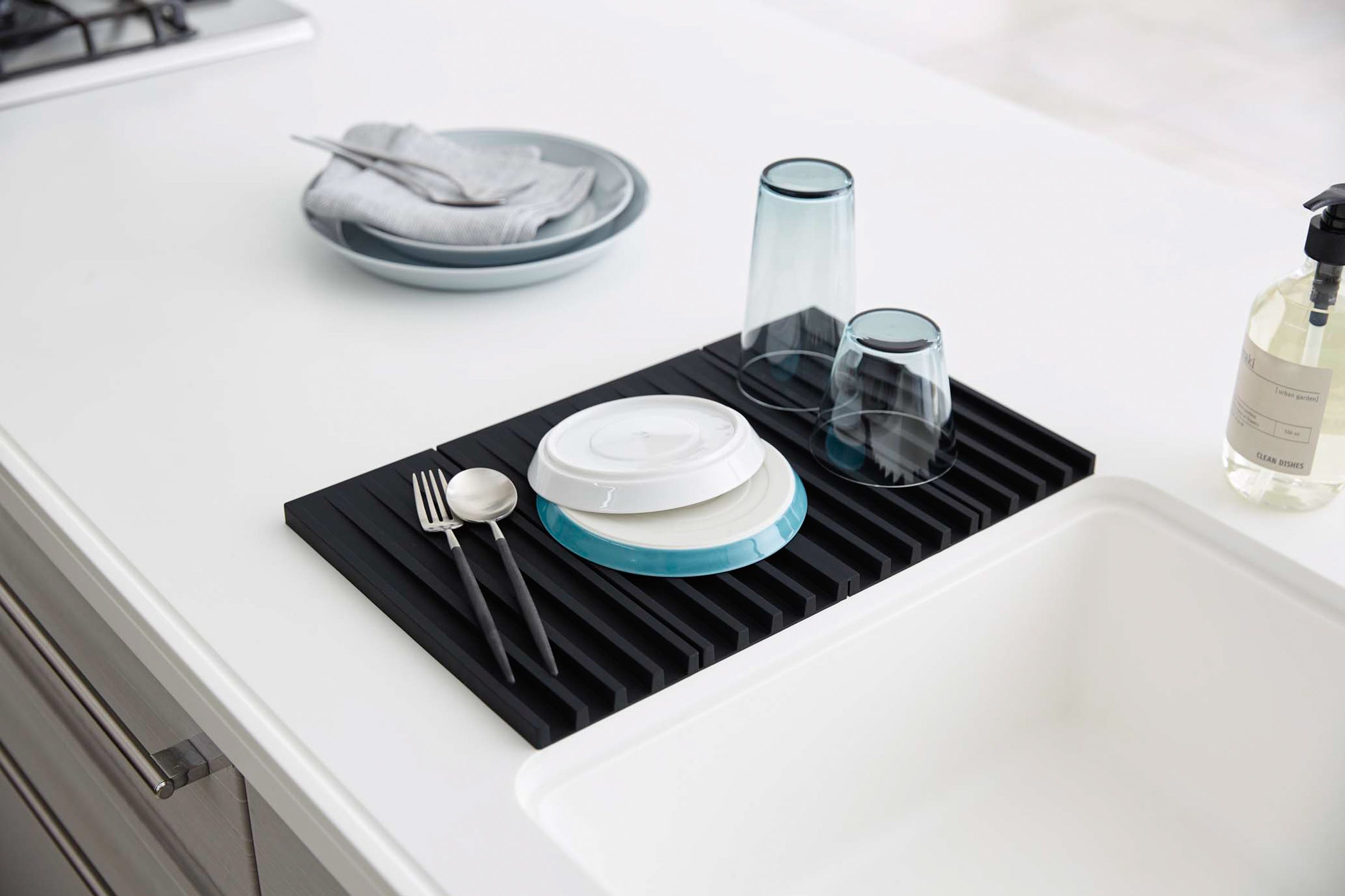 Folding Dish Mat-Pan Trivet by Yamazaki Home